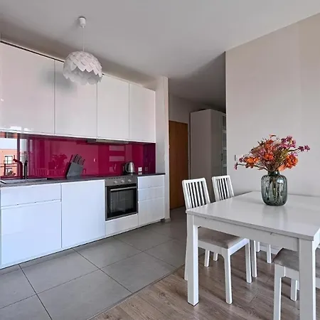 Urban Nest Group - Dluga Grobla 10 Gdańsk